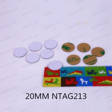 Small 20MM NFC On Metal Disc Tag NTAG213